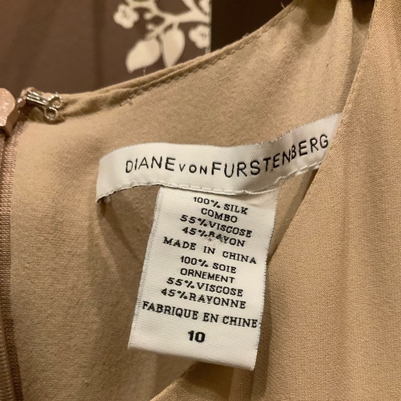 Silk Diane Von Furstenberg Dress - Picture 3 of 5